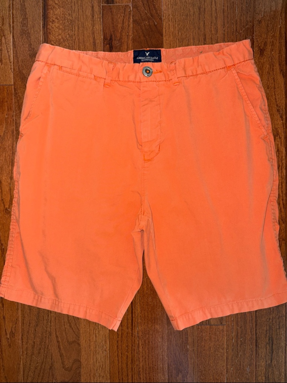 American Eagle Outfitters Men’s Coral-Orange Flat Front Chino Prep Shorts 32